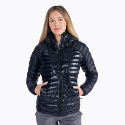 Kurtka puchowa damska Columbia Labyrinth Loop Hooded. Czarne kurtki sportowe damskie Columbia, xs, bez wzorów, z puchu, bez kaptura, trekkingowe. Za 509.99 zł.