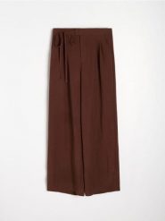 Spodnie wide leg z domieszką lnu - beżowy. Brązowe spodnie materiałowe damskie Sinsay, l, bez wzorów. Za 59.99 zł.