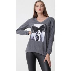Szara Bluza Crystal Soul. Szare bluzy damskie Born2be, l, bez wzorów, bez kaptura. Za 59.99 zł.