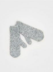Dzianinowe rękawiczki - ciemnoszary. Szare rękawiczki damskie Reserved, bez wzorów, z dzianiny. W wyprzedaży za 17.99 zł.
