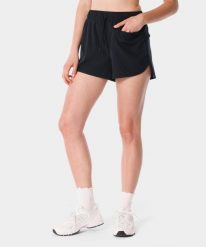 Lekkie szorty dla kobiet sportowe z kieszonką Carpatree Balletcore. Szare szorty sportowe damskie Carpatree, s, bez wzorów, z elastanu, sportowe, na fitness i siłownię. Za 143.99 zł.