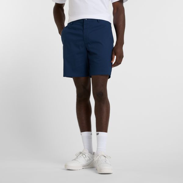 Spodenki męskie New Balance MS51583NNY – granatowe. Niebieskie szorty męskie New Balance, m, bez wzorów, z bawełny, klasyczne. Za 269.99 zł.