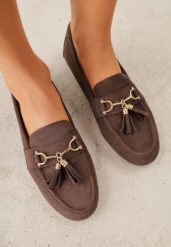 Ciemnobrązowe Mokasyny VICES z Modnymi Chwostami z Imitacji Zamszu z Wkładką z Naturalnej Skóry Calirea. Brązowe mokasyny damskie Born2be, z jeansu, biznesowe. Za 89.99 zł.