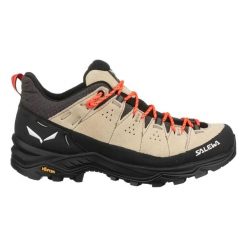 Damskie buty trekkingowe Salewa Trainer 2. Brązowe trekkingi damskie Salewa, trekkingowe. Za 749.99 zł.
