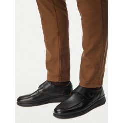 Półbuty Go Soft. Czarne półbuty na co dzień męskie GO SOFT, bez zapięcia. Za 249.99 zł.