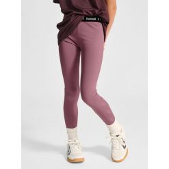 Legginsy dziewczęce Hummel Pulse Mid. Fioletowe spodnie sportowe dla dziewczynek Hummel, bez wzorów, na fitness i siłownię. Za 153.50 zł.