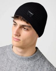 MESKA CZAPKA ZIMOWA WRANGLER EASY BEANIE BLACK 112372410. Czarne czapki i kapelusze męskie Wrangler, na zimę, bez wzorów. Za 89.99 zł.