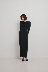 Sukienka MAXI z marszczeniem na dekolcie w kolorze INTENSE BLACK - VEGA-XS/S. Czarne sukienki damskie Marsala, na spotkanie biznesowe, s, bez wzorów, z elastanu, eleganckie, bez kołnierzyka, bez ramiączek, maxi. Za 649.90 zł.
