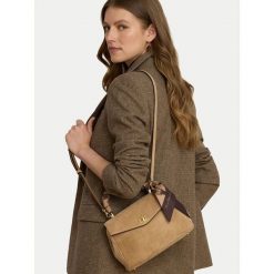 Torebka LAUREN RALPH LAUREN. Brązowe torebki do ręki damskie Lauren Ralph Lauren, bez wzorów, klasyczne, bez dodatków. Za 1,799.00 zł.