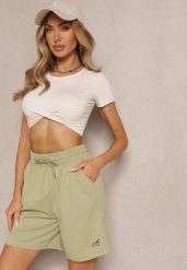 Zielone Sportowe Szorty Typu Bermudy z Kieszeniami Terinia. Zielone szorty sportowe damskie Renee, na lato, l, bez wzorów, eleganckie, trekkingowe. Za 34.99 zł.