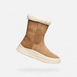 Buty GEOX J LAQUINNY GIRL WPF Brązowy. Brązowe trekkingi damskie Geox, trekkingowe. Za 464.15 zł.