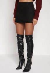 Czarne Spódnico-Szorty Zdobione Imitacją Kieszeni z Tyłu Sewrela. Czarne szorty damskie Born2be, l, z aplikacjami, z koronki, eleganckie. Za 79.99 zł.