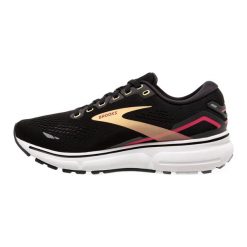 Buty do biegania damskie Brooks Ghost 15. Czarne obuwie sportowe damskie Brooks, bez wzorów, do biegania. Za 579.99 zł.