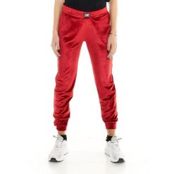 Spodnie dresowe na co dzień na siłownię. Czerwone obuwie sportowe damskie LEONE 1947 APPAREL, bez wzorów, z dresówki. W wyprzedaży za 164.19 zł.