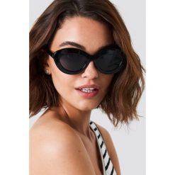 Le Specs Okulary przeciwsłoneczne Fluxus - Black. Czarne okulary przeciwsłoneczne damskie Le Specs. Za 242.95 zł.