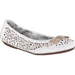 Baleriny RIEKER 41456-81. Białe baleriny damskie Rieker, bez wzorów, ze skóry, bez obcasa. W wyprzedaży za 199.99 zł.