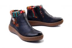 RIEKER Z6684-14 blue combination, botki damskie. Niebieskie botki damskie Rieker, na zimę, z wełny, bez obcasa, bez zapięcia. Za 349.90 zł.