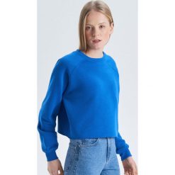 Krótka bluza - Niebieski. Bluzy damskie Cropp. W wyprzedaży za 19.99 zł.