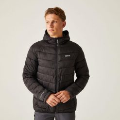 Kurtka z kapturem męska Hillpack II. Zielone kurtki męskie Regatta, m, bez wzorów, z poliamidu, trekkingowe. W wyprzedaży za 229.99 zł.