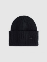 4F Czapka beanie uniseks - beżowa Uniwersalny. Brązowe czapki i kapelusze męskie 4f, na zimę, bez wzorów, z materiału, klasyczne. Za 69.99 zł.