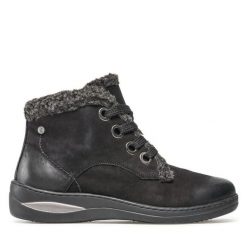 Trzewiki Go Soft. Czarne botki damskie GO SOFT, bez obcasa, na płaskiej podeszwie, bez zapięcia. Za 124.99 zł.