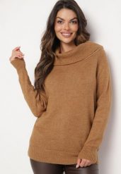 Brązowy Sweter z Wywiniętym Dekoltem Parira. Brązowe swetry damskie Born2be, s, bez wzorów, eleganckie, bez kołnierzyka, bez ramiączek, długie, bez kaptura. Za 99.99 zł.