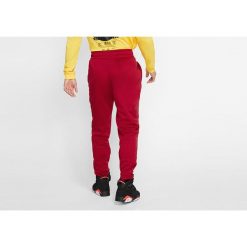 Spodnie męskie nike air jordan 23 alpha therma fleece pants gym red. Czerwone spodnie materiałowe męskie Nike, m, bez wzorów, z dresówki, do koszykówki. Za 229.00 zł.