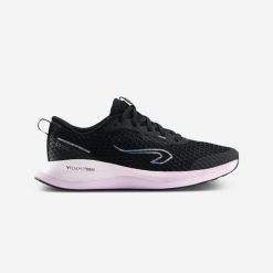Buty do biegania damskie Kiprun KD500 2. Białe obuwie sportowe damskie KIPRUN, bez wzorów, z kauczuku, do biegania. Za 299.99 zł.