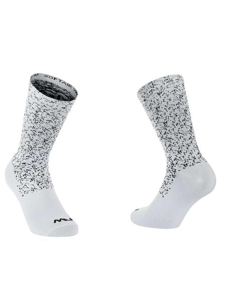Skarpety rowerowe NORTHWAVE Stardust Sock białe. Białe skarpety męskie Northwave, bez wzorów, z meshu. Za 69.00 zł.