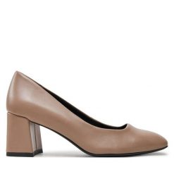 Czółenka Tamaris. Szare czółenka damskie Tamaris, bez wzorów, bez obcasa, bez zapięcia. Za 249.99 zł.