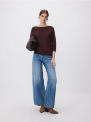 Sweter z wiskozą - brązowy. Brązowe swetry damskie Reserved, l, bez wzorów, z dzianiny, bez kołnierzyka, bez ramiączek, bez kaptura. Za 79.99 zł.