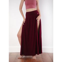 Spódnica do jogi Moonholi Flowcut z rozporkami. Czerwone spódnice damskie MOONHOLI, bez wzorów. Za 369.00 zł.