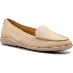 Półbuty CLARKS - Dana Rose 261394214 Cream Suede. Mokasyny damskie marki Clarks. Za 389.00 zł.