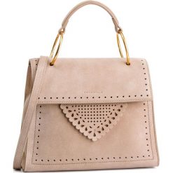 Torebka COCCINELLE - D10 B14 Lace Suede E1 D10 18 03 01 Taupe N75. Brązowe torebki do ręki damskie Coccinelle, ze skóry. Za 1,599.90 zł.