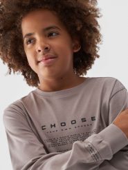 4F Longsleeve regular z nadrukiem chłopięcy - szary 122 (6-7 lat). Szare t-shirty dla chłopców 4f, bez wzorów, z bawełny, bez ramiączek. W wyprzedaży za 29.99 zł.