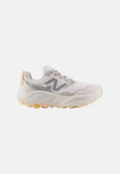 Buty do biegania damskie New Balance Hierro. Szare obuwie sportowe damskie New Balance, bez wzorów, do biegania. Za 1,017.00 zł.