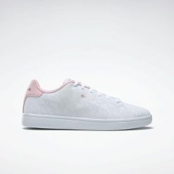 Buty do chodzenia damskie Reebok Royal Comple. Białe obuwie sportowe damskie Reebok, bez wzorów, z materiału, trekkingowe, Reebok Royal. Za 231.00 zł.
