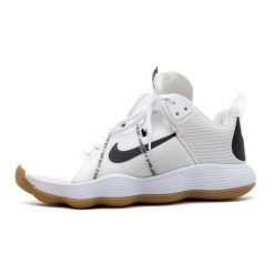 Buty Do Siatki Nikereact Hyperset Dorosłych. Białe buty sportowe męskie Nike, z materiału, bez zapięcia, do siatkówki. W wyprzedaży za 526.00 zł.