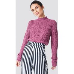NA-KD Sweter z warkoczowym splotem - Purple. Swetry damskie marki NA-KD. Za 161.95 zł.