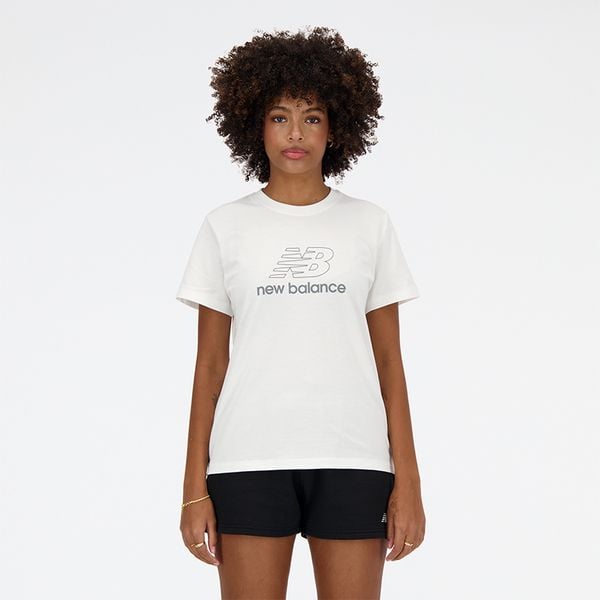 Koszulka damska New Balance WT41816WT – biała. Białe koszulki sportowe damskie New Balance, s, bez wzorów, z materiału, bez kołnierzyka, bez ramiączek. Za 69.99 zł.