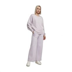 Sweter damski Urban Classics Chunky Fluffy. Fioletowe swetry damskie Urban Classics, na zimę, bez wzorów, bez kołnierzyka, bez ramiączek, bez kaptura. Za 191.00 zł.