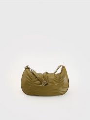 Torebka baguette - ciemnozielony. Zielone torebki do ręki damskie Reserved, bez wzorów, ze skóry, bez dodatków. W wyprzedaży za 39.99 zł.