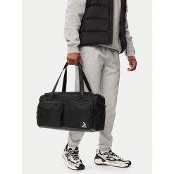 Torba sportowa SHAQ. Czarne torby sportowe męskie Shaq, bez wzorów, małe. Za 179.99 zł.