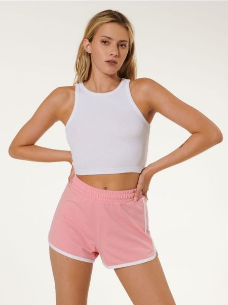 Szorty z wiązaniem - koralowy. Pomarańczowe szorty damskie Sinsay, l, bez wzorów, z dzianiny. W wyprzedaży za 17.99 zł.