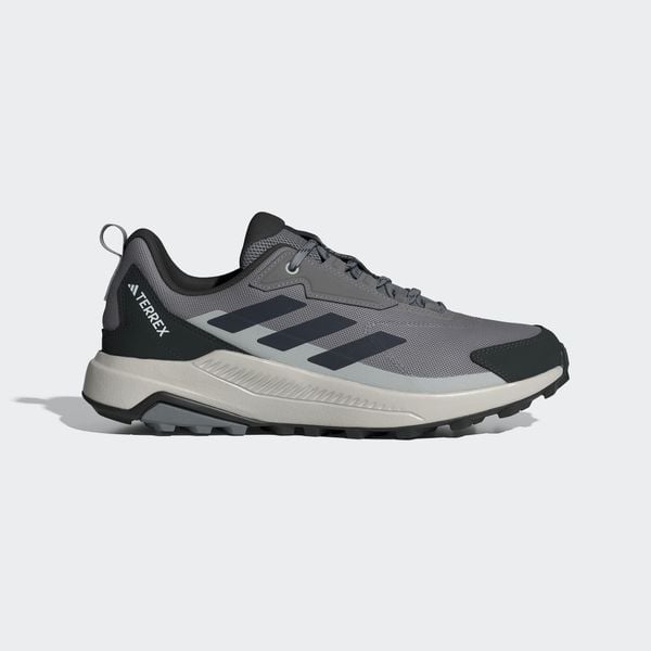 Buty Terrex Anylander Hiking. Brązowe buty sportowe męskie Adidas, trekkingowe. Za 263.20 zł.
