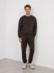Bluza crewneck comfort fit z domieszką bawełny - brązowy. Brązowe bluzy męskie Sinsay, l, bez wzorów, z bawełny, bez kaptura. Za 29.99 zł.