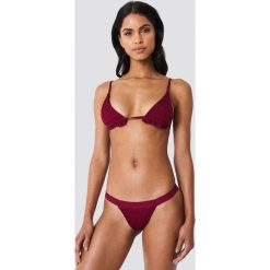 Hot Anatomy Dół bikini z marszczeniem Sweet - Red. Czerwone bikini damskie Hot Anatomy, w paski. Za 80.95 zł.