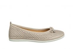 Baleriny Bayla-161 158 709 Silver Grey 161715, Szary, Skóra naturalna - 38. Szare baleriny damskie Bayla, na lato, bez wzorów, z materiału, bez obcasa, na płaskiej podeszwie. W wyprzedaży za 179.10 zł.