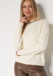 Biały Sweter z Dodatkiem Kaszmiru Ozdobiony Cekinami i Cyrkoniami Vetimona. Białe swetry damskie Born2be, z aplikacjami, z jeansu, eleganckie, bez kołnierzyka, bez ramiączek, bez kaptura. Za 89.99 zł.