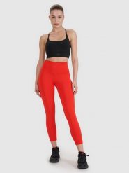4F Legginsy treningowe 7/8 z wysokim stanem damskie - czerwone XL. Czerwone legginsy damskie 4f, s, bez wzorów, z dzianiny. W wyprzedaży za 99.99 zł.